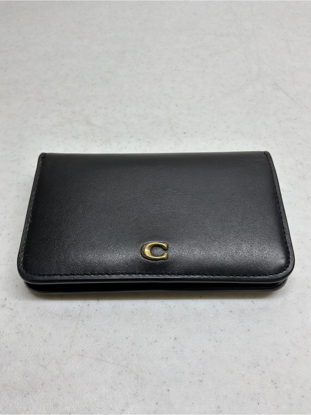 Vintage Coach Black Leather Wallet/ Card Case with Gold 'C' Accent